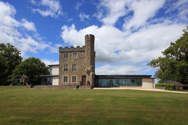 Villa Kemeys Folly à Newport  Extérieur photo